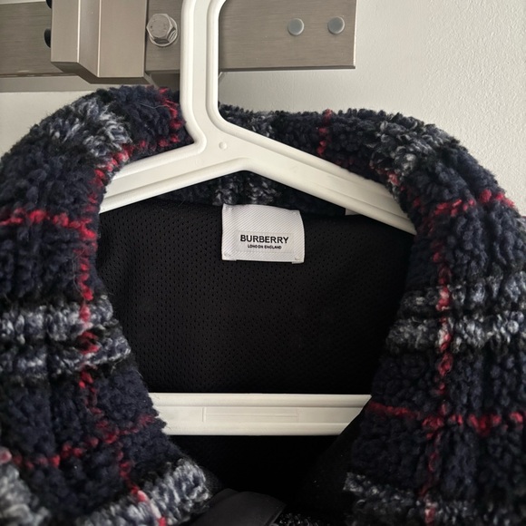 Burberry Plaid Vintage Fleece Jacket - Picture 3 of 7